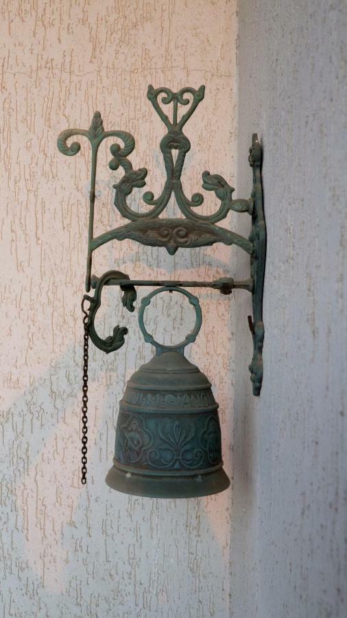 Villa Ada Leporano Exteriör bild